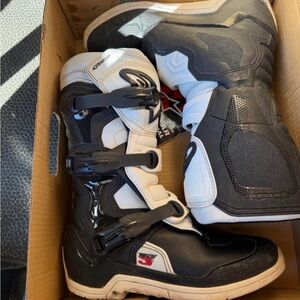 Alpinestars Tech 3S Youth Motocross Boots – Size 8